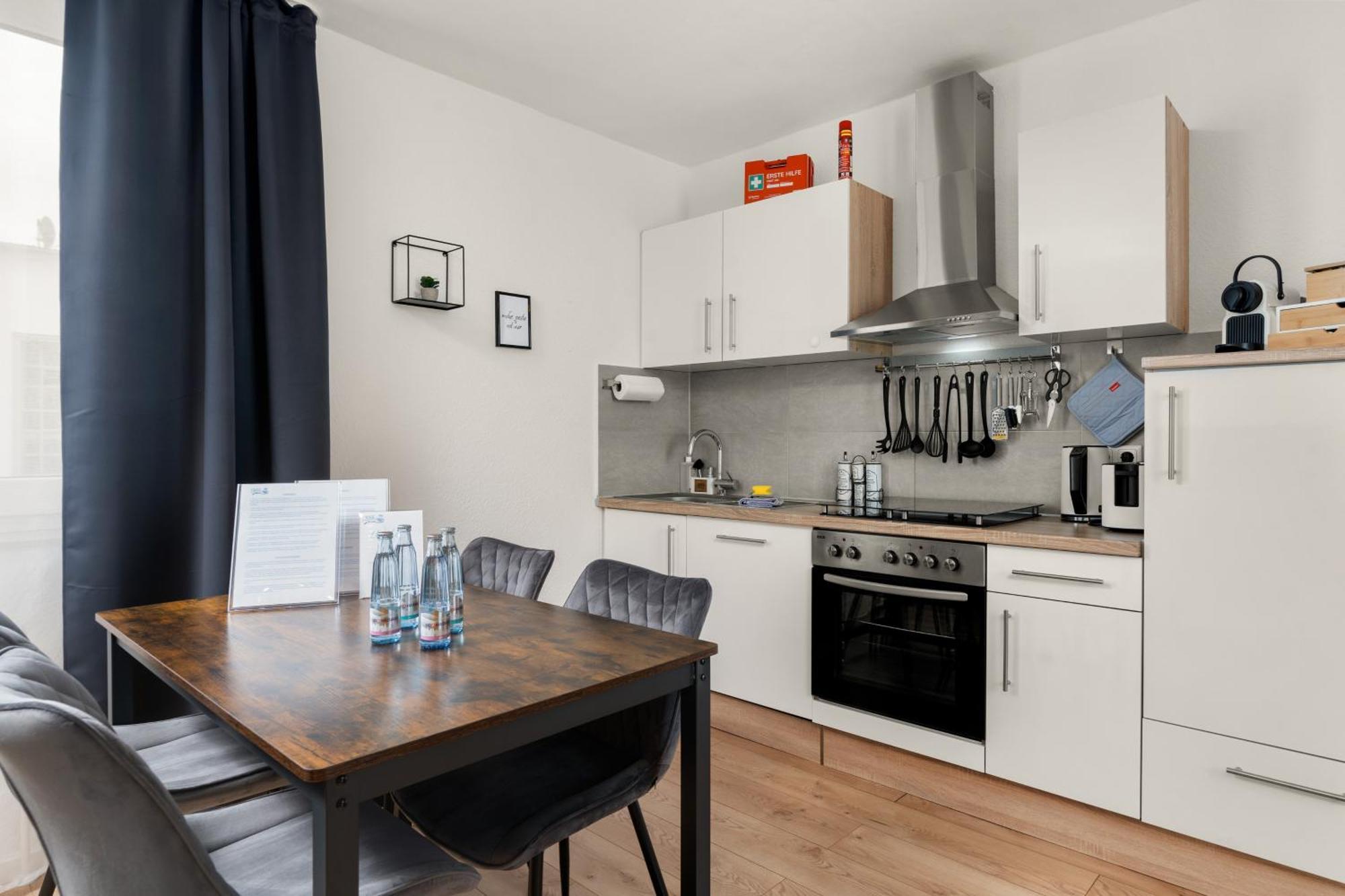 Free Living - City Design Apartments, Zentrum, Outlet, Balkon, Kueche Wolfsburg Luaran gambar