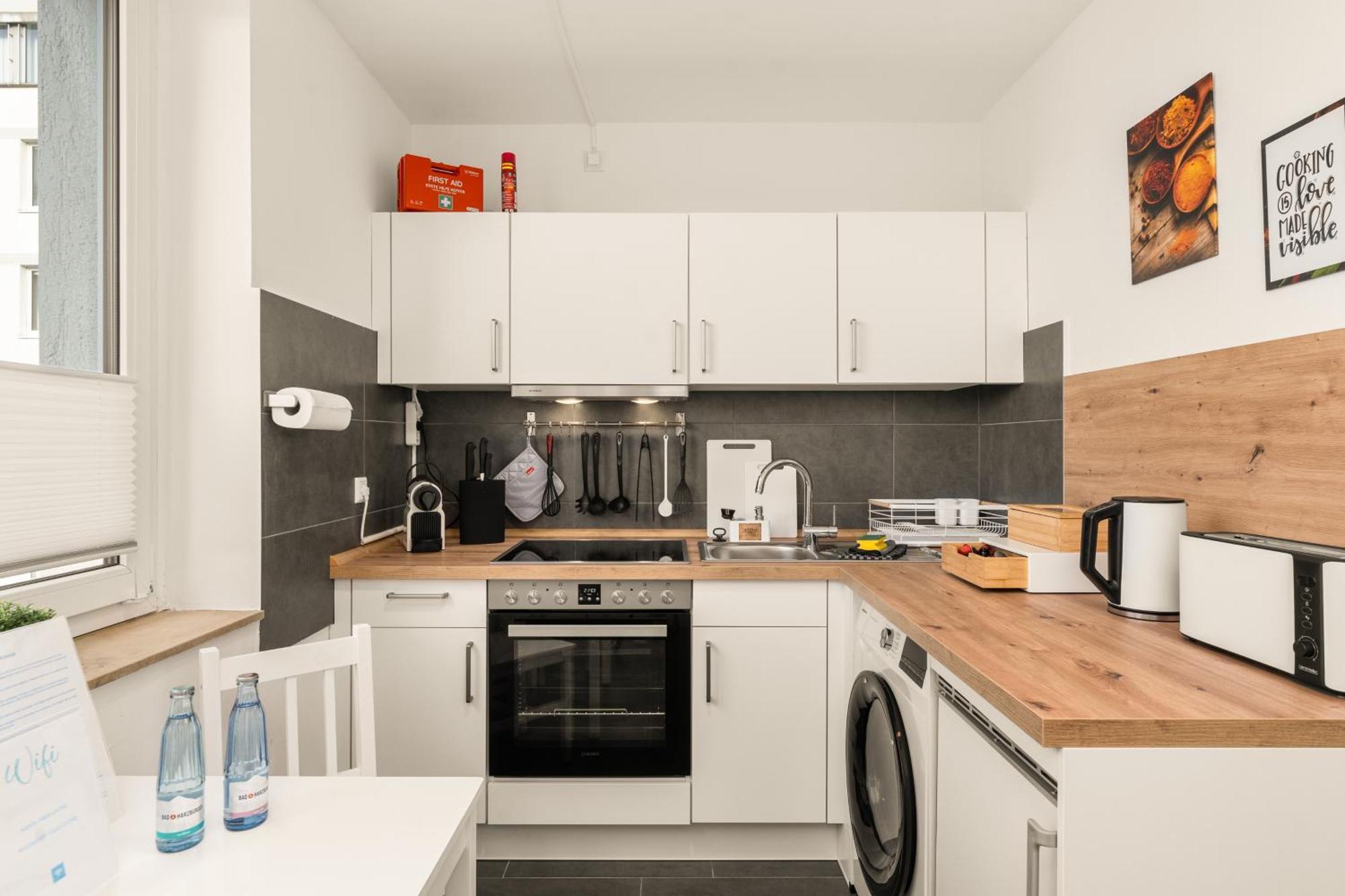 Free Living - City Design Apartments, Zentrum, Outlet, Balkon, Kueche Wolfsburg Luaran gambar