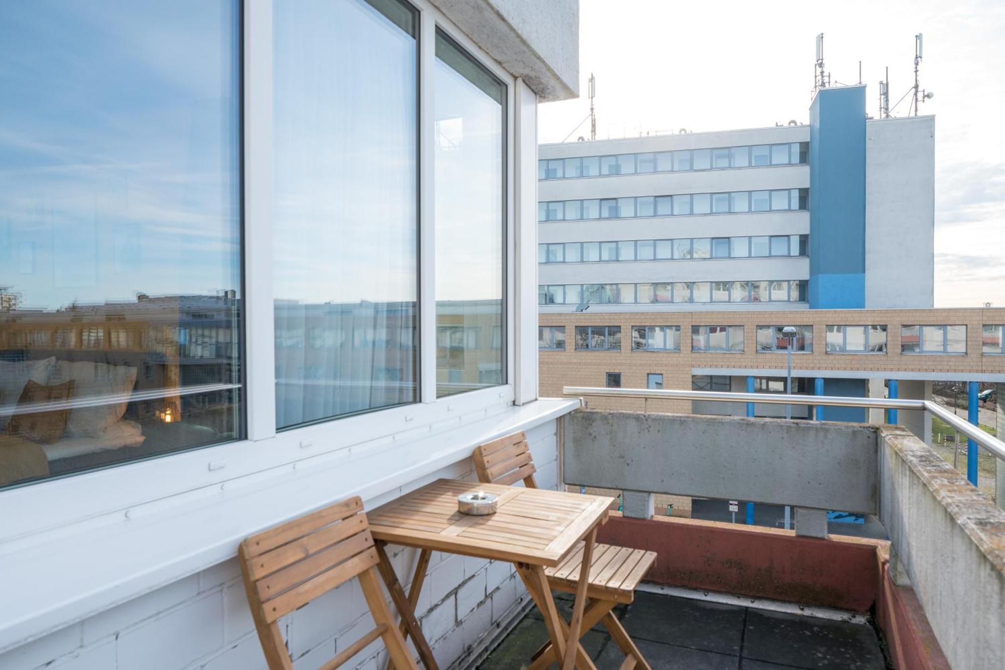 Free Living - City Design Apartments, Zentrum, Outlet, Balkon, Kueche Wolfsburg Luaran gambar